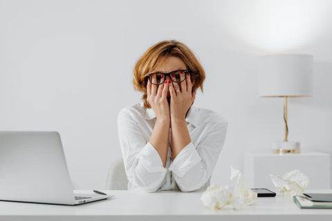 Entenda o Burnout: como o stress crónico afeta a sua saúde e como reverter os efeitos